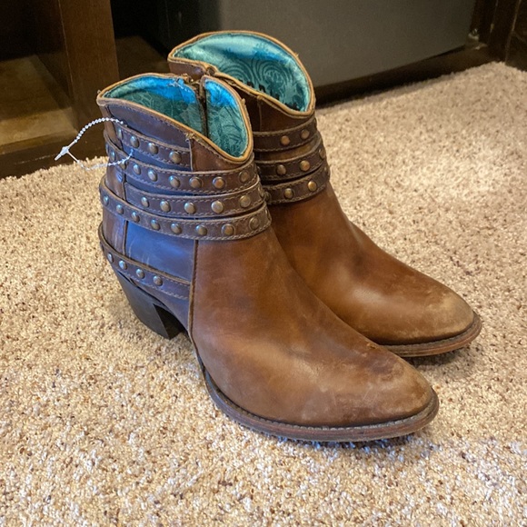 Corral Vintage Bootie - Picture 2 of 3